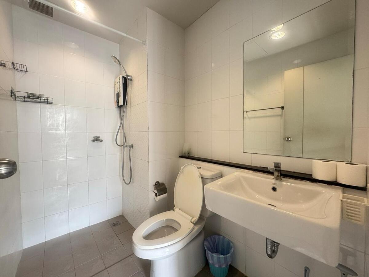 Unio Sukhumvit 72 Boutique Condo Ban Khlong Samrong Екстериор снимка