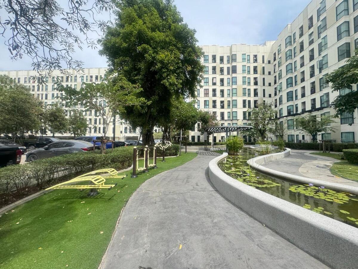 Unio Sukhumvit 72 Boutique Condo Ban Khlong Samrong Екстериор снимка